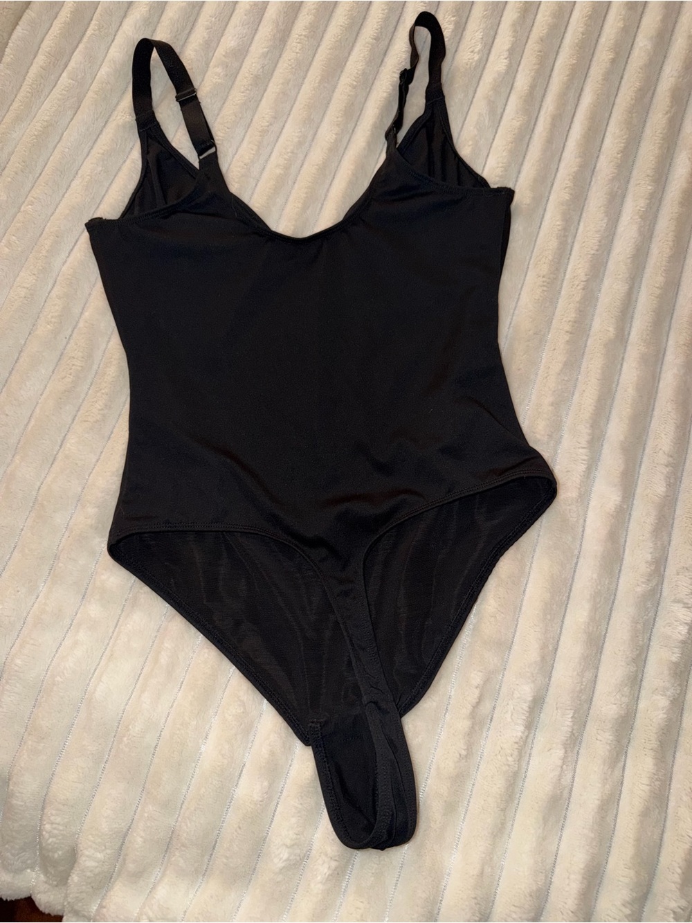 Bundle of Tops and Bodysuits Size M - Picture 3 of 13